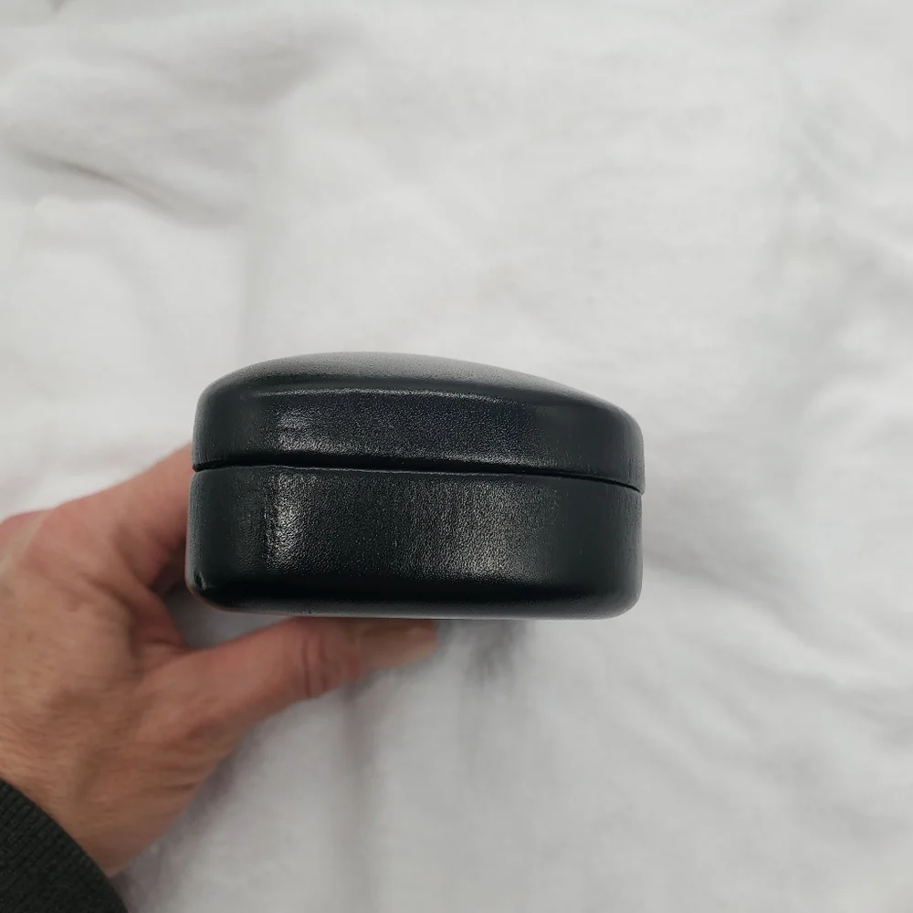 ♤♤ Coach Black Hard-shell Eyeglass Case 6